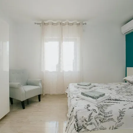 Lg Apartment *
